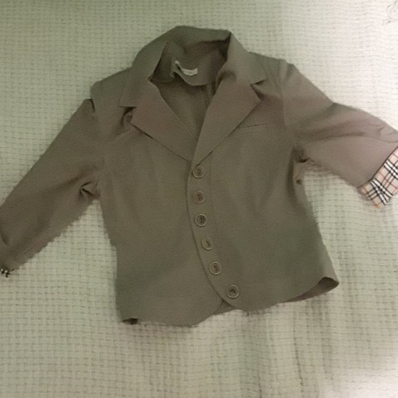Jacket and button up shirt - Picture 2 of 3